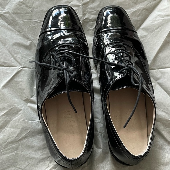 Loyiq patent leather lace-up loafers - Picture 3 of 6